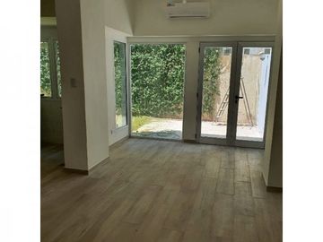 LindÃ­simo Departamento con JardÃ­n