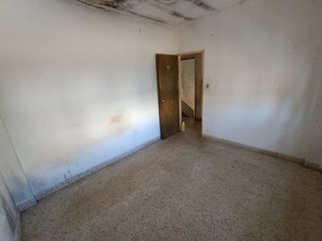 Venta inmueble a reciclar zona costanera.
