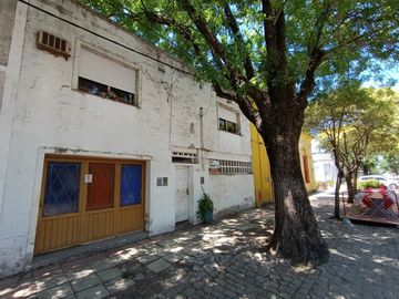 Venta inmueble a reciclar zona costanera.