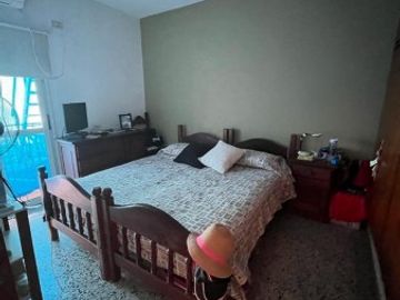 SE VENDE DUPLEX ZONA PARQUE URQUIZA CON COCHERA