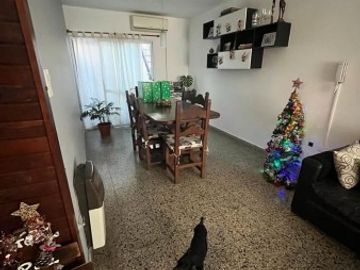 SE VENDE DUPLEX ZONA PARQUE URQUIZA CON COCHERA