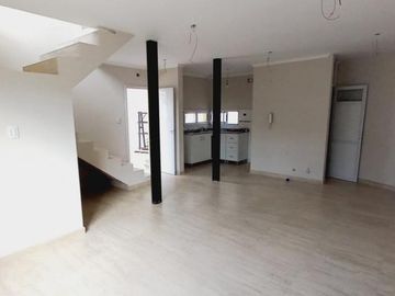 EN VENTA- DUPLEX ZONA DIAZ VELEZ
