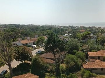 DEPARTAMENTO EN VENTA EN PINAMAR CENTRO .IMPECABLE [ FINANCIACION ] EVALUAMOS TU PROPUESTA 2 AMBIENTES AMPLIOS