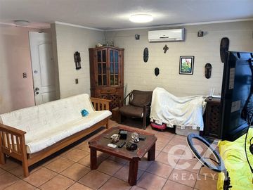 Casa en Venta en Calle del Rodeo esquina Avenida Las Torres