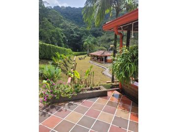 FINCA EN VENTA  COCORN