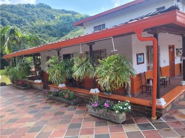 FINCA EN VENTA  COCORN