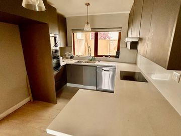 VENTA CASA  MEDITERRANEA EN LOMAS SAN ANDRES