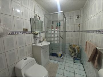 EN VENTA / AMPLIA CASA DE OPORTUNIDAD /LA FLORIDA
