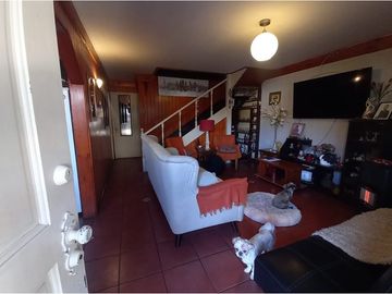 EN VENTA / AMPLIA CASA DE OPORTUNIDAD /LA FLORIDA