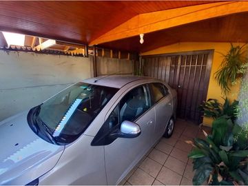 EN VENTA / AMPLIA CASA DE OPORTUNIDAD /LA FLORIDA