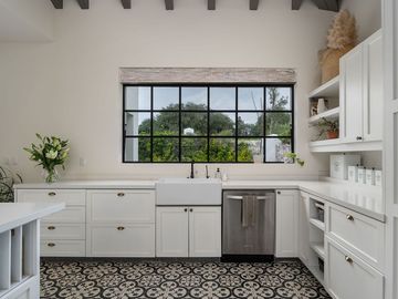 Casa en venta en Otomí San Miguel de Allende – Amueblada y Casa Club