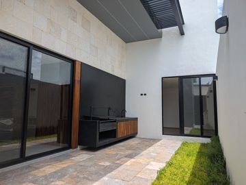 Residencia Nueva de una planta en Tamarindos Aguascalientes