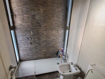 Casa en Venta de 3 Dormitorios, Apto Crédito - La Cuesta, Calera