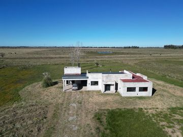 VENTA Casa  5 Amb en Estancia Las Malvinas Brandsen
