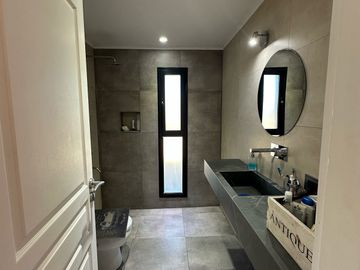 VENTA Casa  5 Amb en Estancia Las Malvinas Brandsen