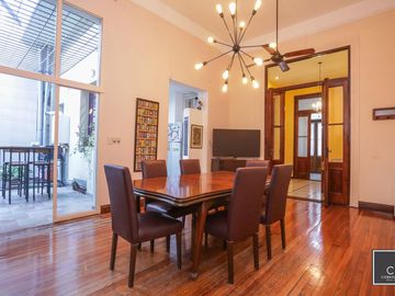 Venta de Casa reciclada en Colegiales 4 Dormitorios   Terraza