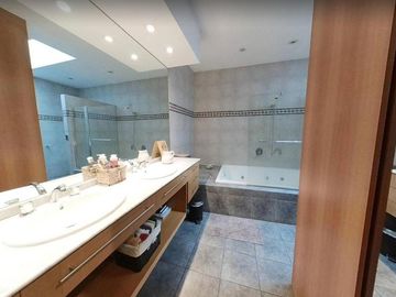 Venta de Casa reciclada en Colegiales 4 Dormitorios   Terraza