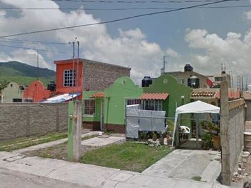 Casa Habitación  en fraccionamiento Jacarandas 🏠