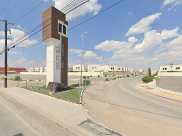 Casa en venta en el Fraccionamiento Quinta Real, Juárez, Chihuahua. LR
