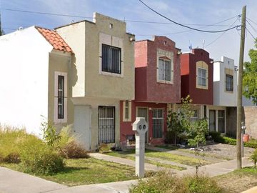 JVV- EXCELENTE OPORTUNIDAD DE REMATE DE CASA EN VISTAS DE TESISTAN, JALISCO.