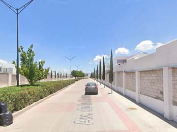 VENTA DE CASA EN  FRACCIONAMIENTO LA VIDA