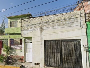 CASA HABITACIÓN + DEPARTAMENTO EN EXCELENTE UBICACIÓN – TUXTLA GUTIÉRRE