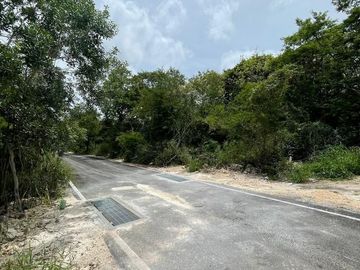 Terreno de 3,977.76 m2 en Xcunya Mérida Yucatán