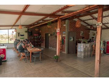Cayambe, Casa en Venta, 183.68m2, 3 Habitaciones