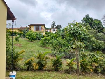 Casa Campestre - La Mesa - Vereda Trinidad