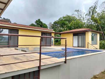 Casa Campestre - La Mesa - Vereda Trinidad