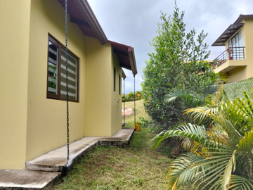 Casa Campestre - La Mesa - Vereda Trinidad