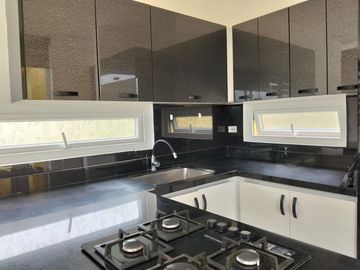 Casa Campestre - La Mesa - Vereda Trinidad
