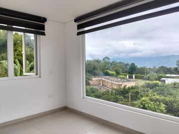 Casa Campestre - La Mesa - Vereda Trinidad