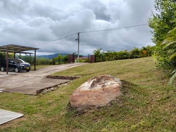 Casa Campestre - La Mesa - Vereda Trinidad