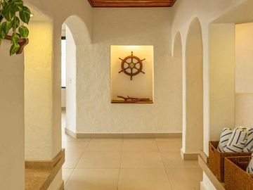 Pez Volador, Zona Hotelera Cancún, Casa Amueblada en Venta, Coldwell Banker