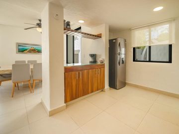 Pez Volador, Zona Hotelera Cancún, Casa Amueblada en Venta, Coldwell Banker