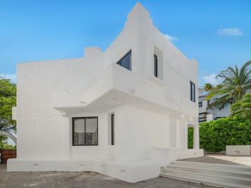 Pez Volador, Zona Hotelera Cancún, Casa Amueblada en Venta, Coldwell Banker
