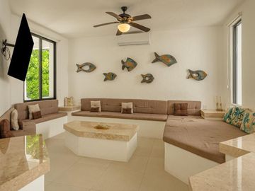 Pez Volador, Zona Hotelera Cancún, Casa Amueblada en Venta, Coldwell Banker