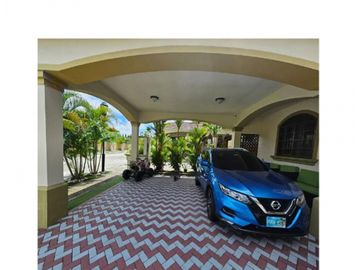 VENTA CASA URBANIZACION EL DORAL