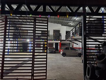 Galera en venta  con Oficina y Apto. 284 M2 - La Chorrera (DR)