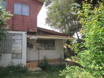 Casa en Venta en las violetas con parinacota