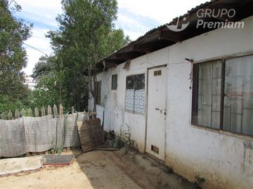 Casa en Venta en las violetas con parinacota