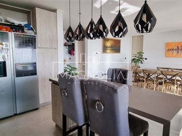 Departamento en Venta en Alvaro Casanova/El Sendero