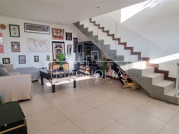 Departamento en Venta en Alvaro Casanova/El Sendero