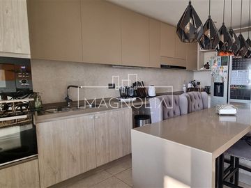Departamento en Venta en Alvaro Casanova/El Sendero