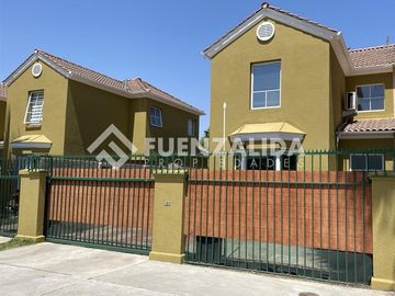 Casa en Venta en Av las torres/Madrid