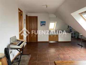 Casa en Venta en AC Peñalolen La Meseta Norte Las Pircas