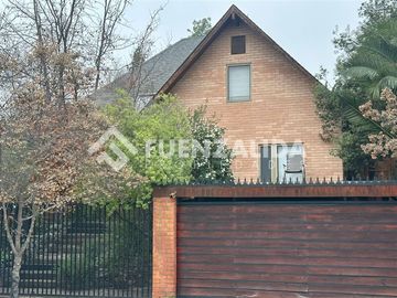 Casa en Venta en AC Peñalolen La Meseta Norte Las Pircas