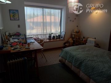 Casa en Venta en RICARDO SANTA CRUZ A METROS DEL CAMINO INTERNACIONAL QUILLOTA VIÑA DEL MAR