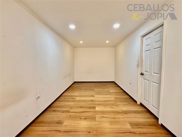 Casa en Venta en Troncos Viejos, Villa Alemana